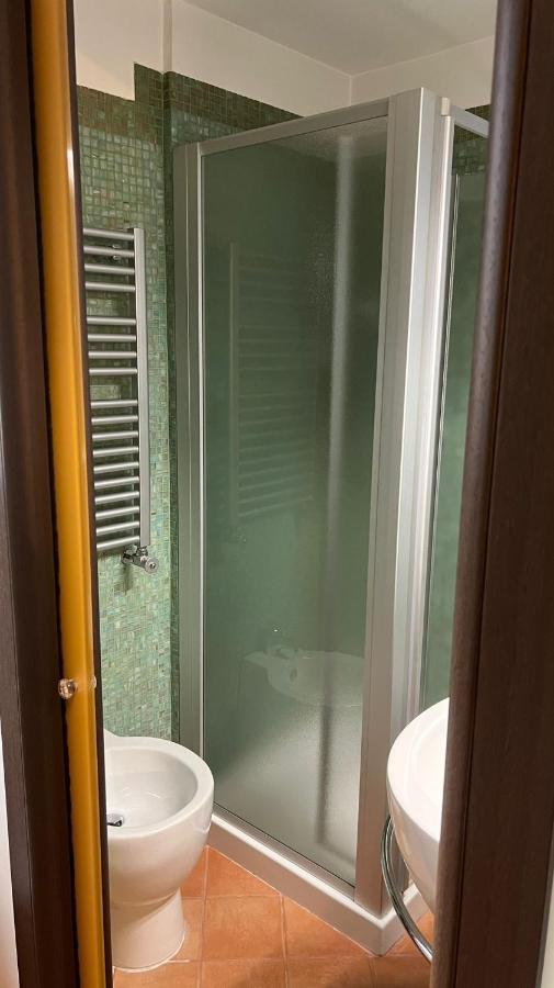 Blu Suites And Apartments Бари Екстериор снимка